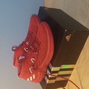 Adidas Dame 4
